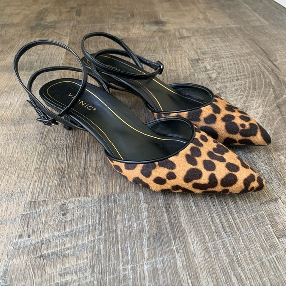 Vionic Jacynda Leopard Calf Hair Pointed Toe Kitten Heel - Picture 3 of 12
